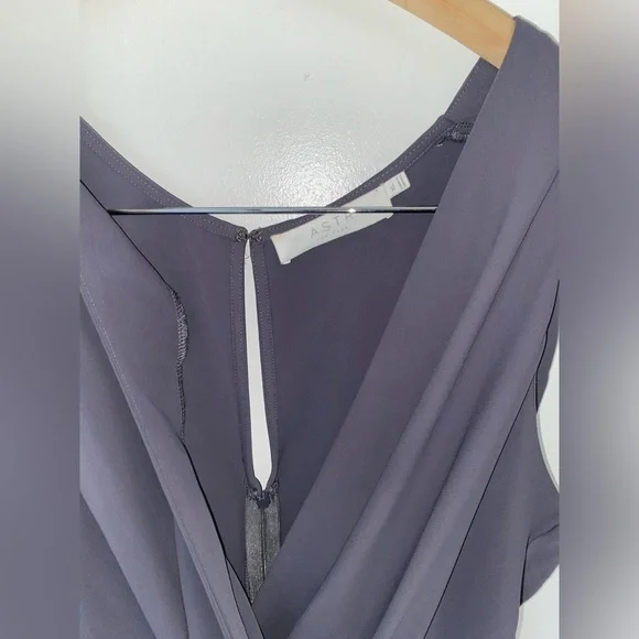 ASTR The Label Gray Knot Waist Tie Sleeveless Jumpsuit XL - Picture 5 of 7